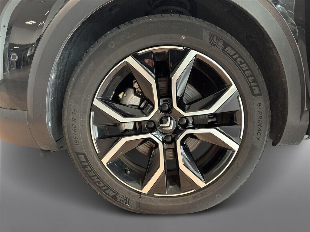 Citroën e-C4 X EL Shine 136HK 5d Aut. - Image 14