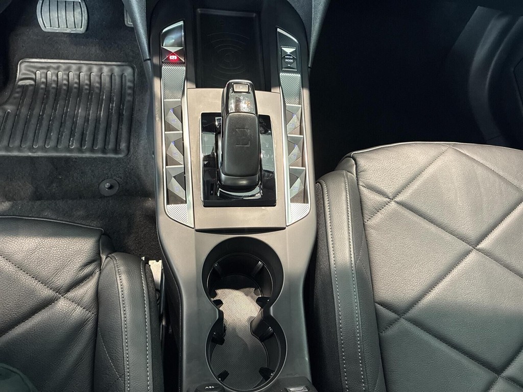 DS DS3 Crossback E-Tense CHIC 136HK 5d Aut. - Image 7