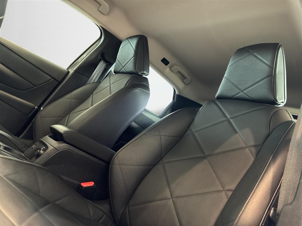DS DS3 Crossback E-Tense CHIC 136HK 5d Aut. - Image 13