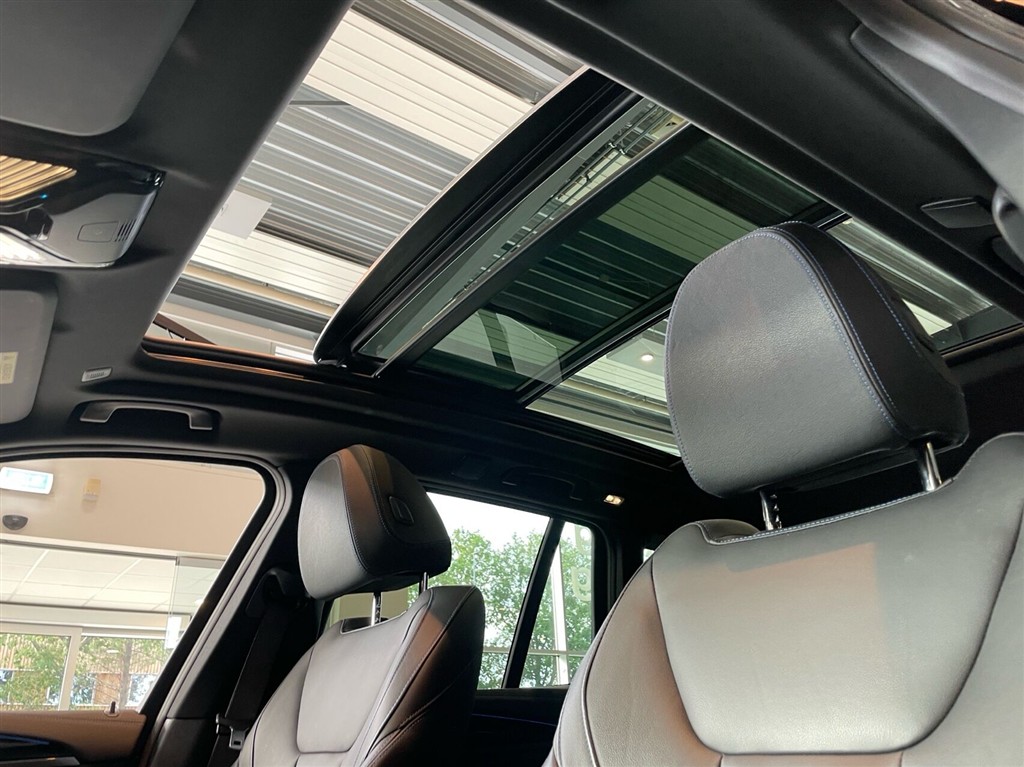BMW iX3 EL M-Sport Charged Plus 286HK 5d Aut. - Image 9