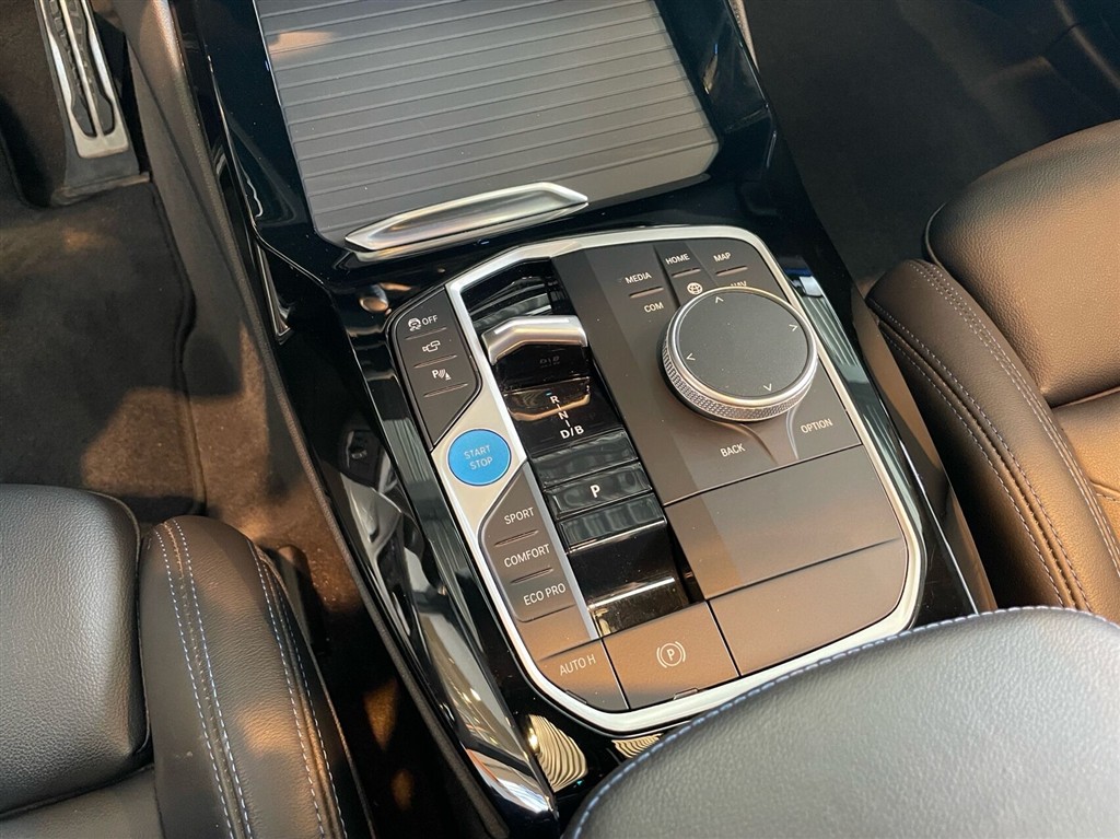 BMW iX3 EL M-Sport Charged Plus 286HK 5d Aut. - Image 11