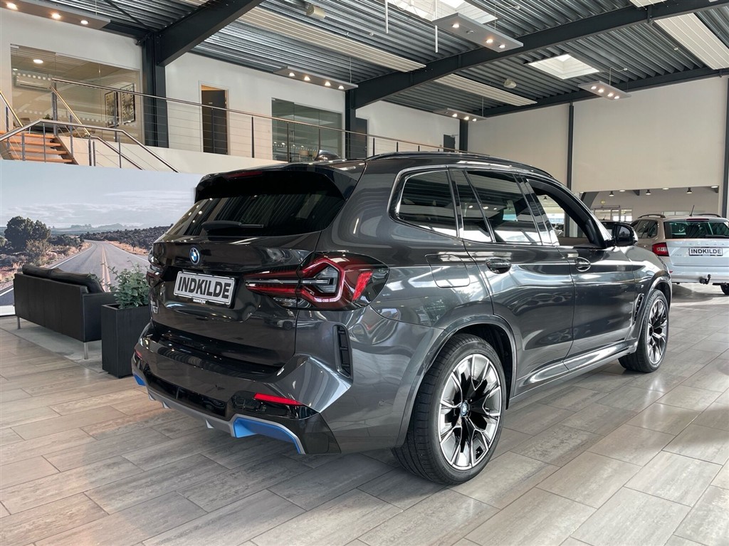 BMW iX3 EL M-Sport Charged Plus 286HK 5d Aut. - Image 3