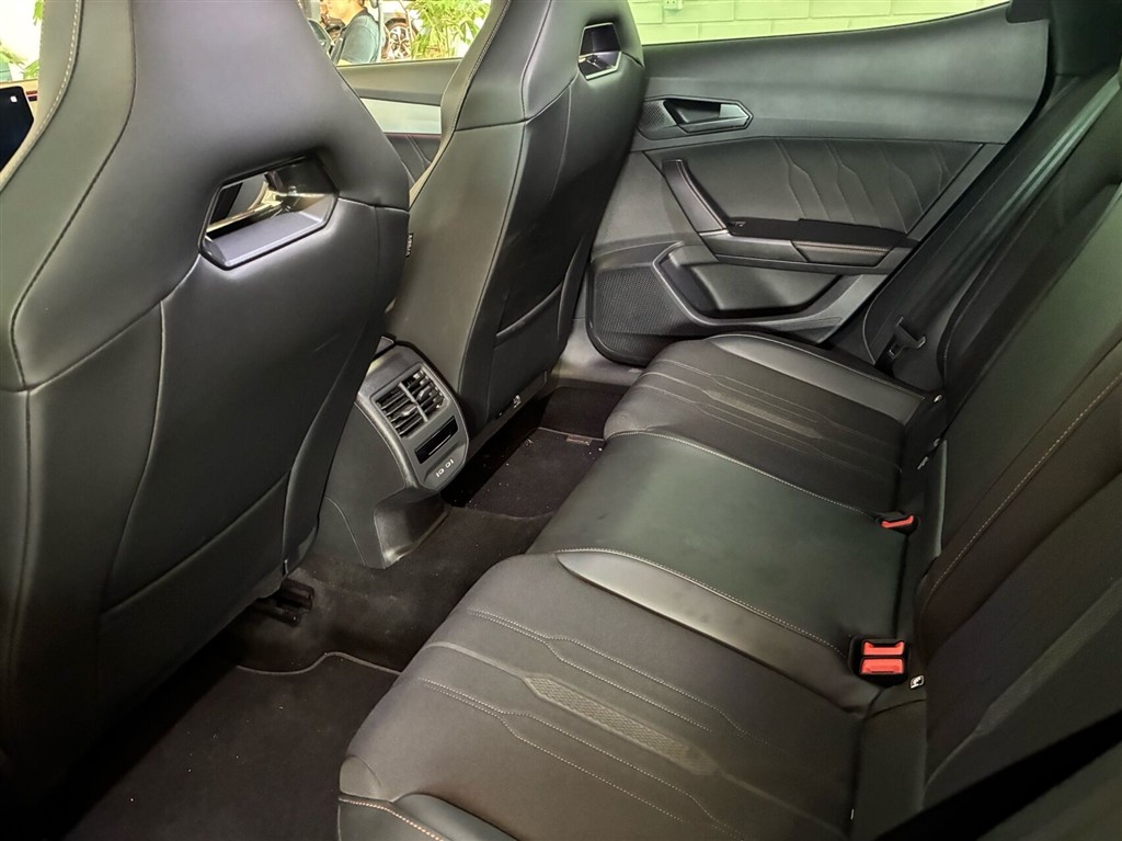 Cupra Formentor 1,4 TSI Plugin-hybrid VZ DSG 245HK 5d 6g Aut. - Image 7