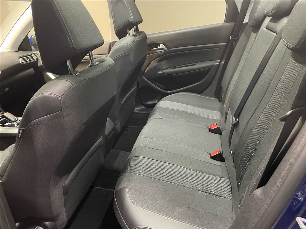 Peugeot 308 SW 1,2 PureTech Selection Sky EAT8 130HK Stc 8g Aut. - Image 9