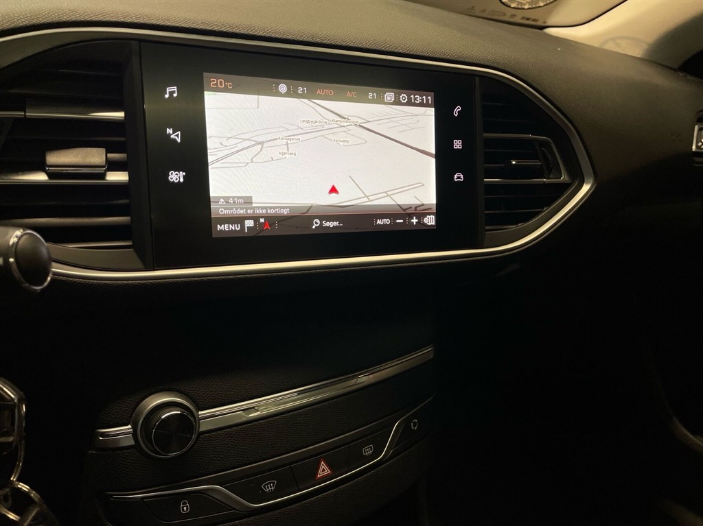 Peugeot 308 SW 1,2 PureTech Selection Sky EAT8 130HK Stc 8g Aut. - Image 14
