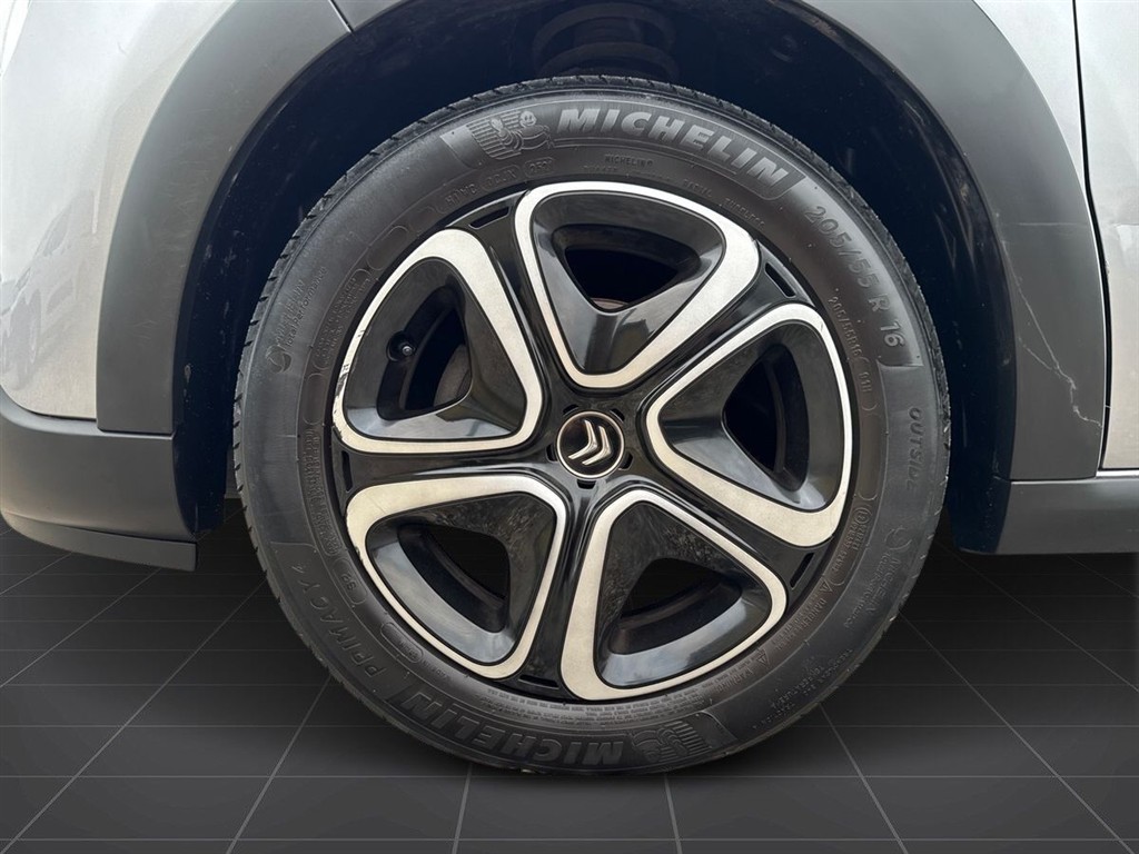 Citroën C3 1,2 PureTech Feel 83HK 5d - Image 6
