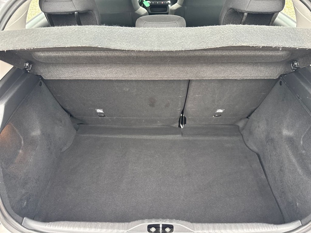 Citroën C3 1,2 PureTech Feel 83HK 5d - Image 13