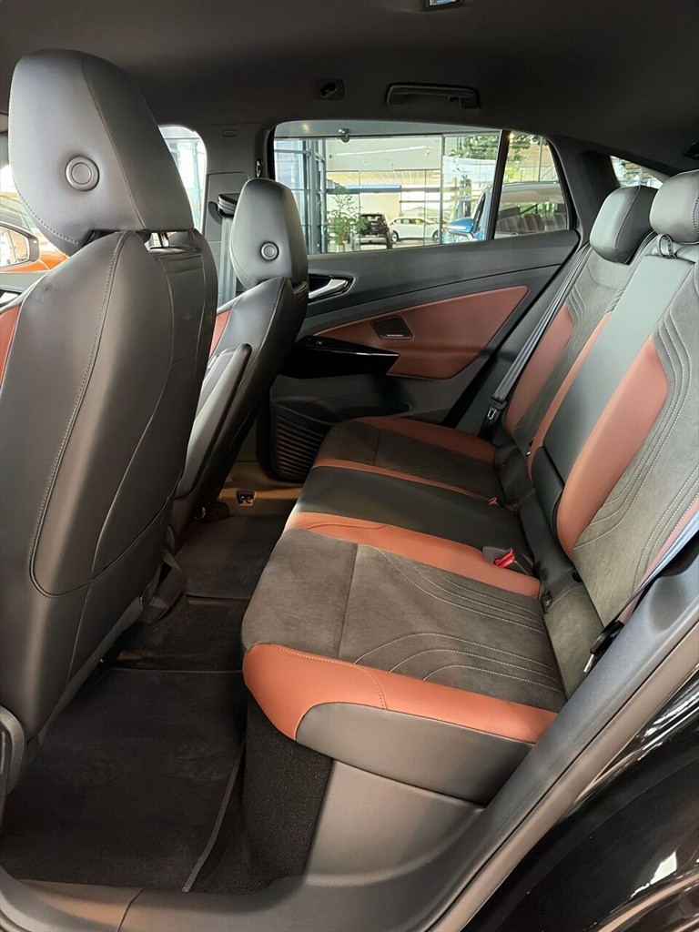 VW ID.5 EL Style+ 286HK 5d Aut. - Image 9