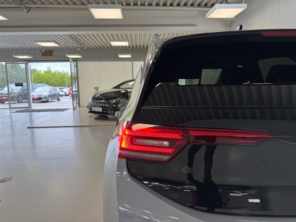 VW ID.3 EL Pro Family 145HK 5d Aut. - Image 21
