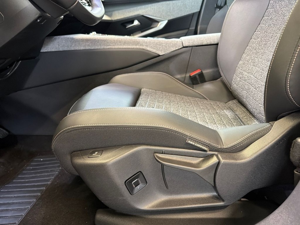 Peugeot e-5008 EL Allure 210HK 5d Aut. - Image 19