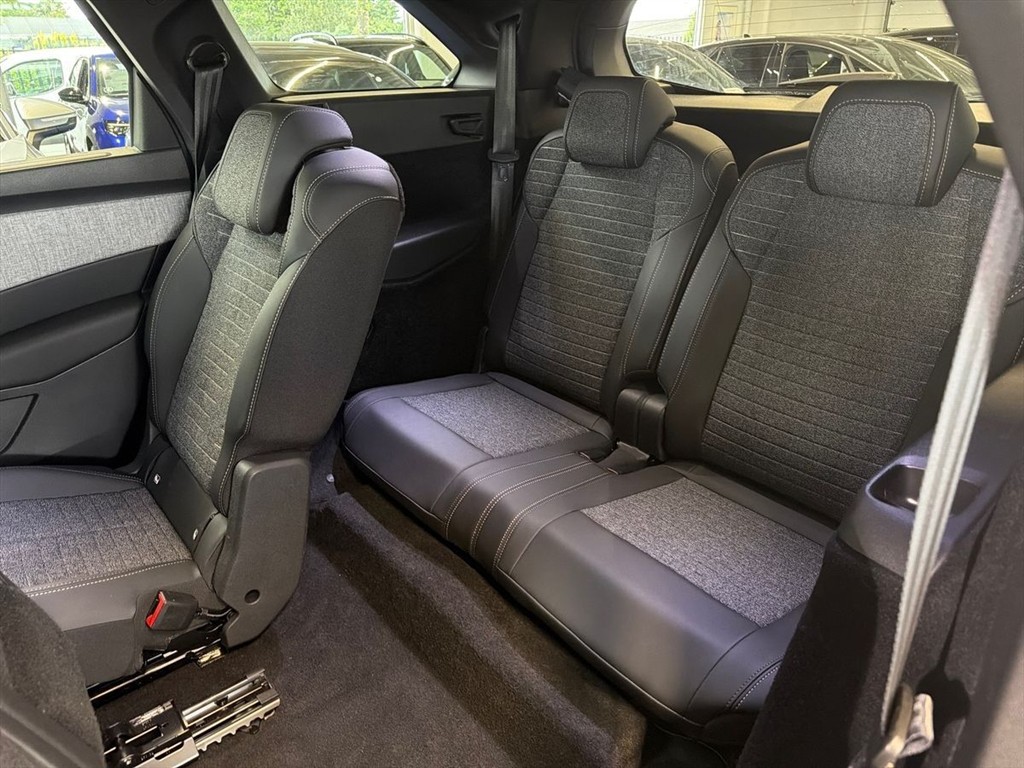 Peugeot e-5008 EL Allure 210HK 5d Aut. - Image 20