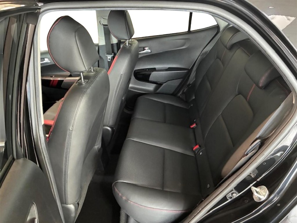 Kia Picanto 1,0 MPI GT-Line 67HK 5d - Image 5