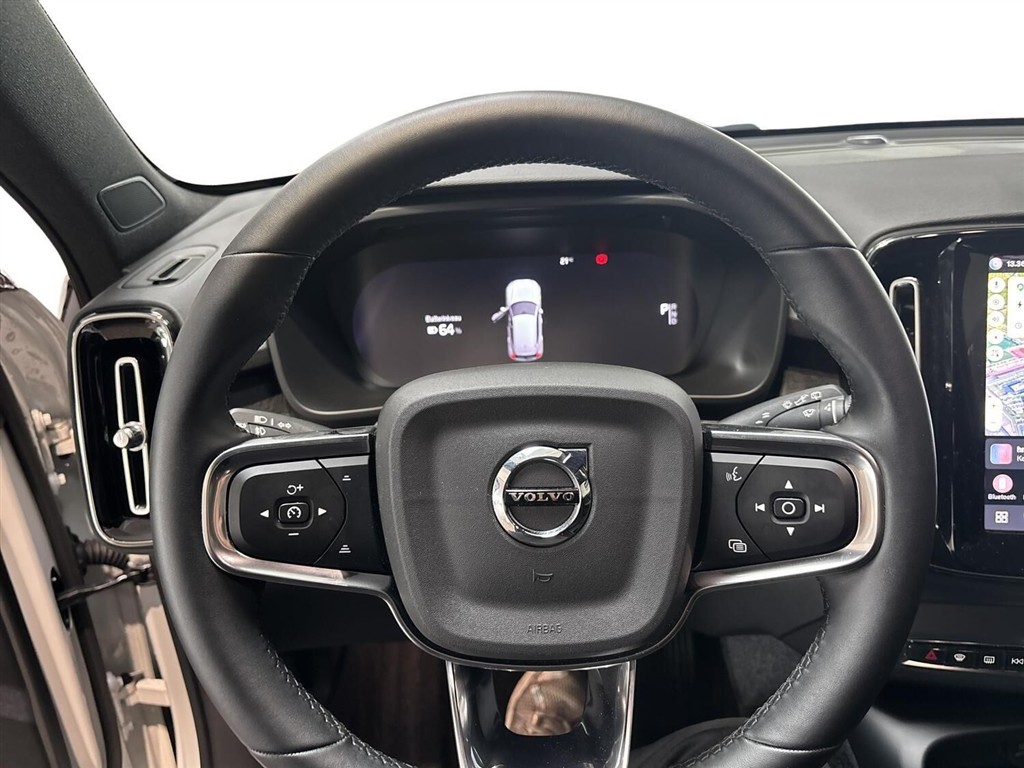 Volvo XC40 Recharge Extended Range Core 252HK 5d Aut. - Image 11