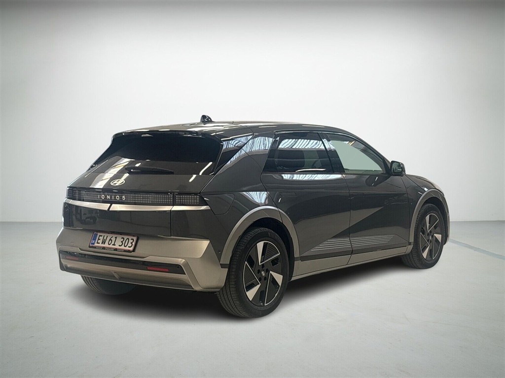 Hyundai Ioniq 5 Electric 84 kWh Ultimate 229HK 5d Aut. - Image 2