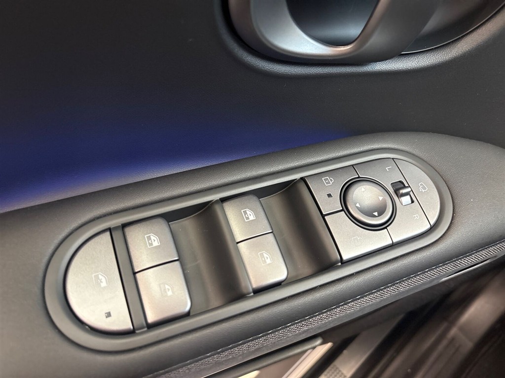 Hyundai Ioniq 5 Electric 84 kWh Ultimate 229HK 5d Aut. - Image 16