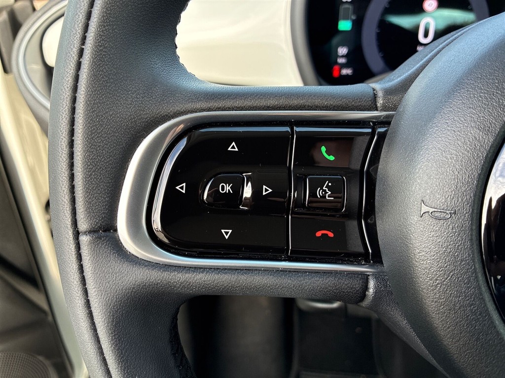 Fiat 500e 3+1 EL Icon Pack 118HK 4d Aut. - Image 17