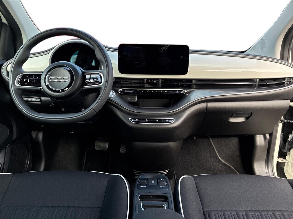 Fiat 500e 3+1 EL Icon Pack 118HK 4d Aut. - Image 4