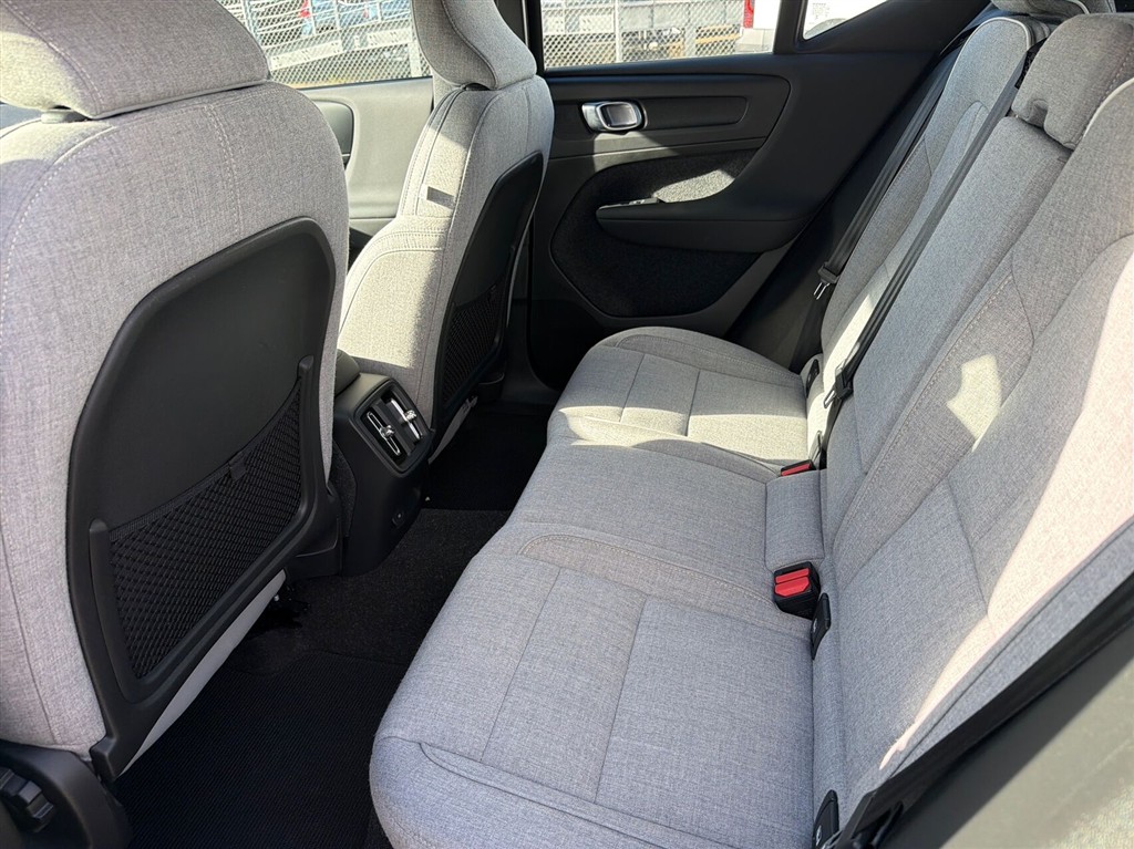 Volvo XC40 P6 Recharge Plus 231HK 5d Aut. - Image 7
