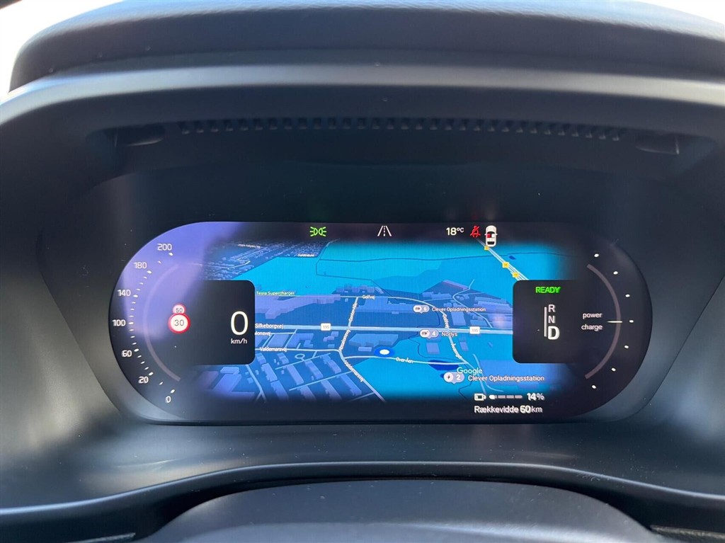 Volvo XC40 P6 Recharge Plus 231HK 5d Aut. - Image 12