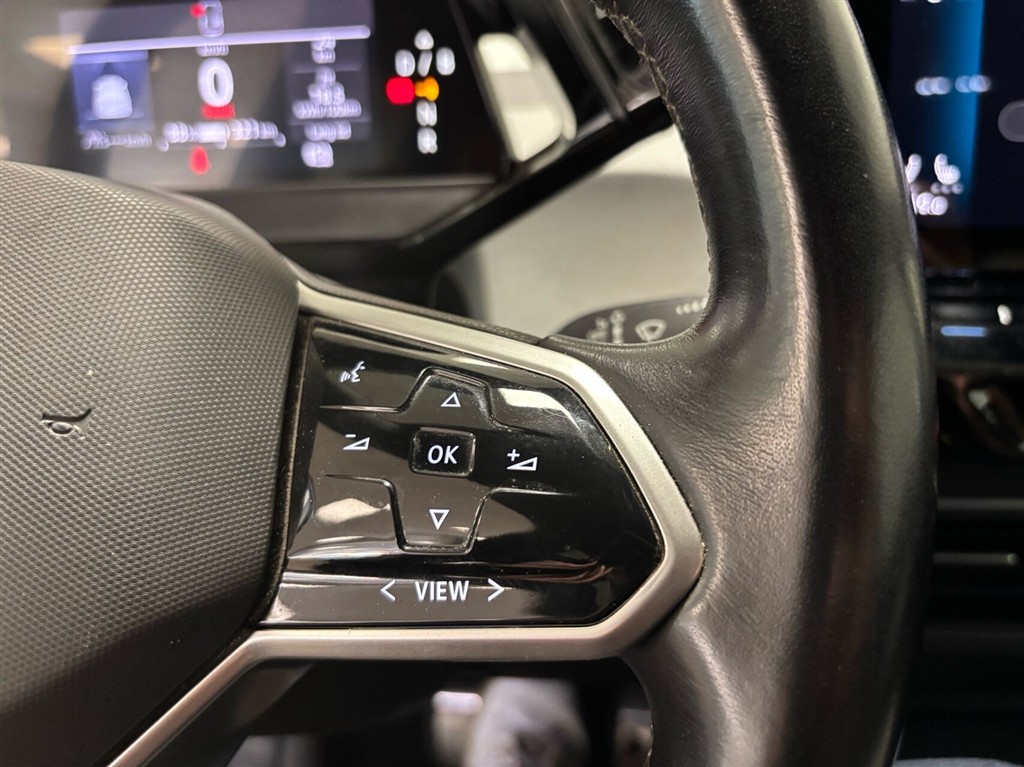 VW ID.3 EL Pro Performance 204HK 5d Aut. - Image 10