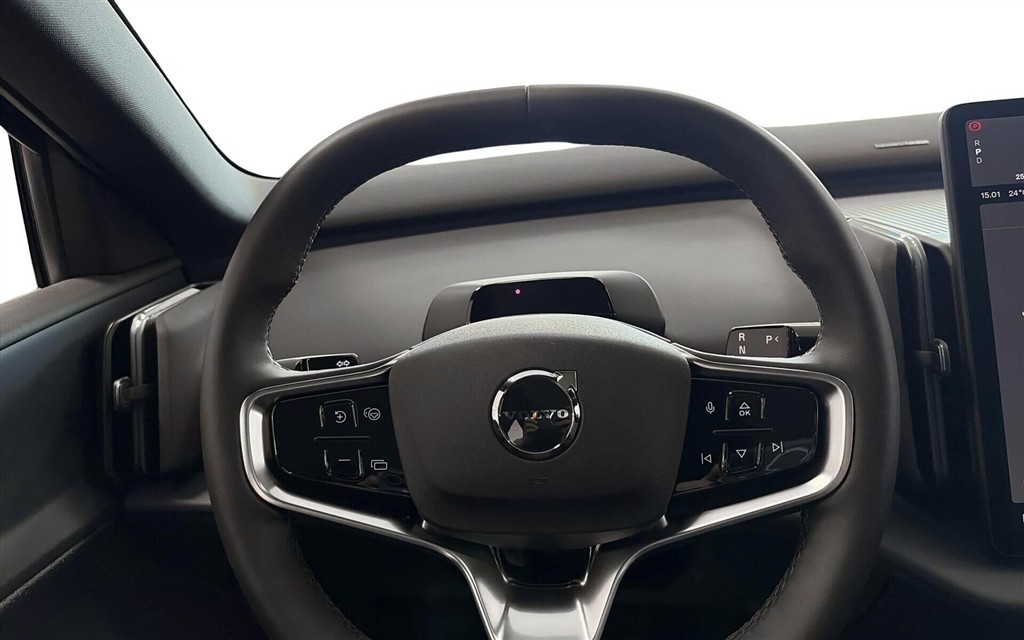 Volvo EX30 Cross Country P8 Twin Motor Performance Ultra AWD 428HK 5d Aut. - Image 12