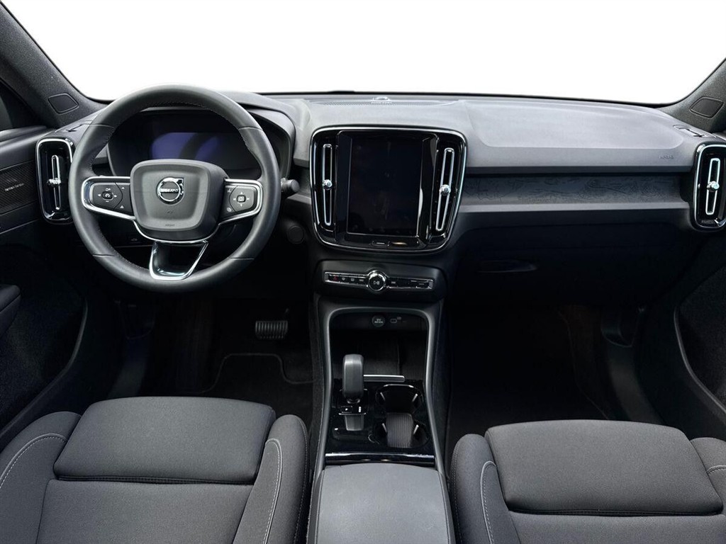Volvo C40 Recharge Extended Range Ultimate 252HK 5d Aut. - Image 11