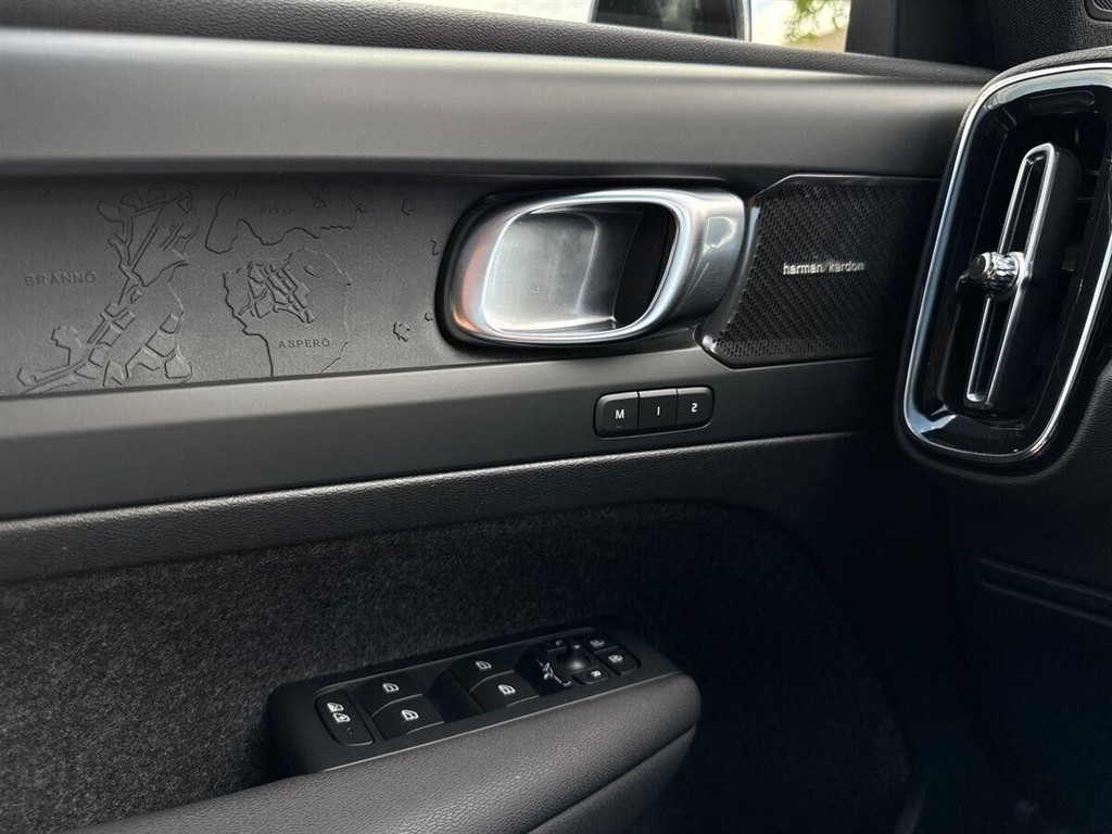 Volvo C40 Recharge Extended Range Ultimate 252HK 5d Aut. - Image 23
