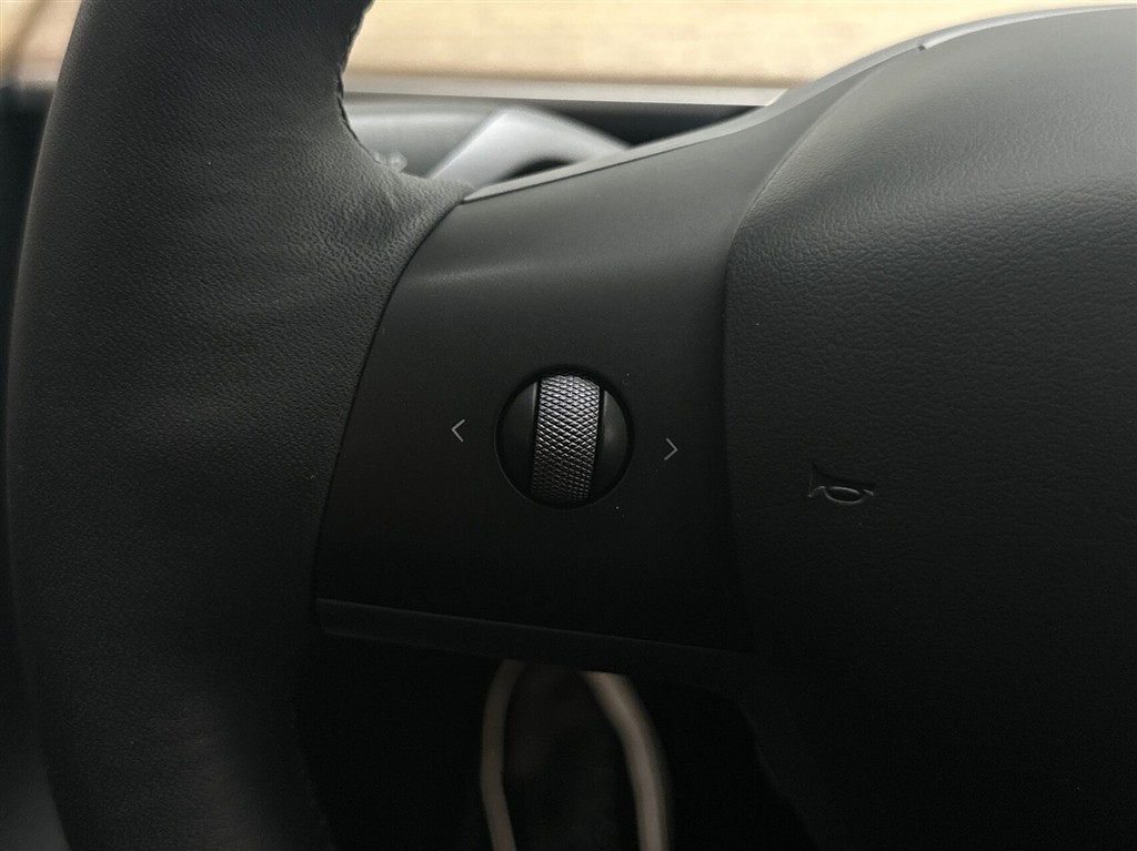Tesla Model Y EL RWD 299HK 5d Aut. - Image 15