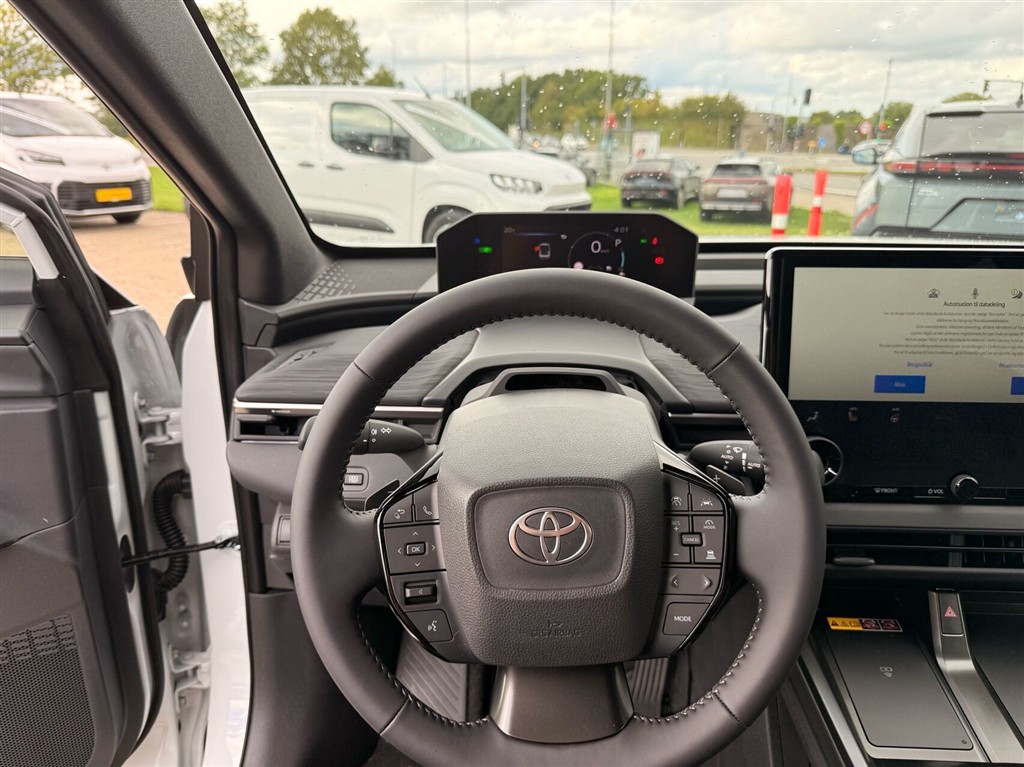 Toyota C-HR+ EL Active 224HK 5d Aut. - Image 12