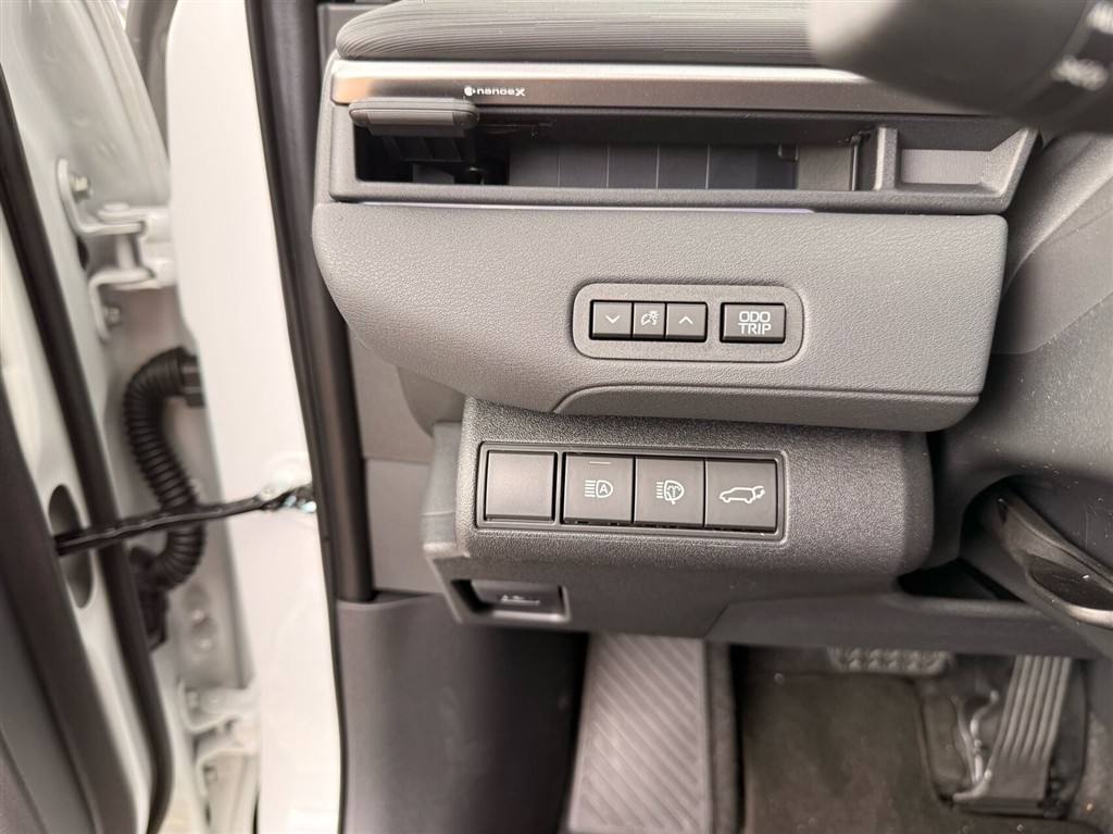 Toyota C-HR+ EL Active 224HK 5d Aut. - Image 17