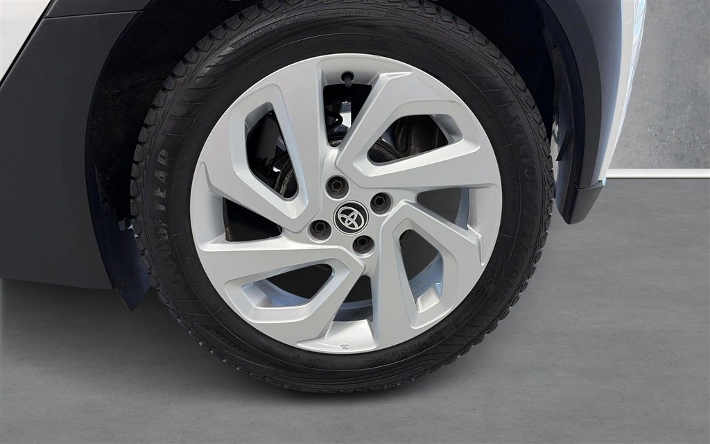 Toyota Aygo X 1,0 VVT-I Active 72HK 5d - Image 16