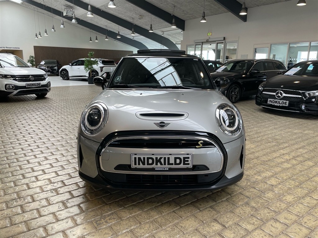 Mini Cooper SE EL Mini Yours 184HK 3d Aut. - Image 6