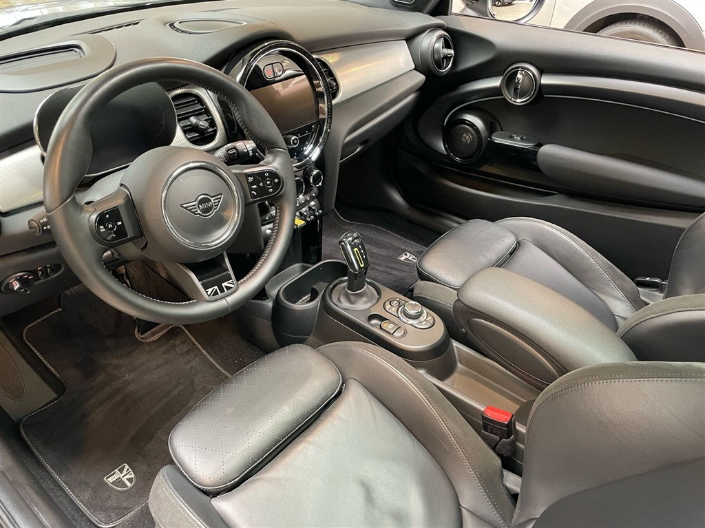 Mini Cooper SE EL Mini Yours 184HK 3d Aut. - Image 7