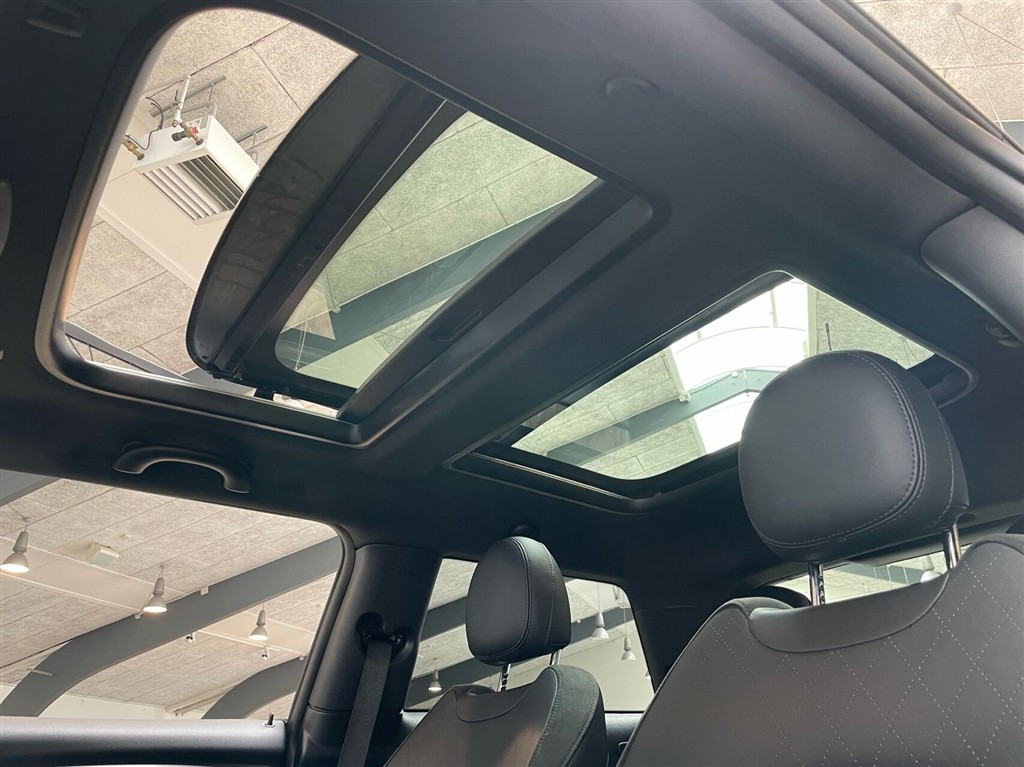 Mini Cooper SE EL Mini Yours 184HK 3d Aut. - Image 8