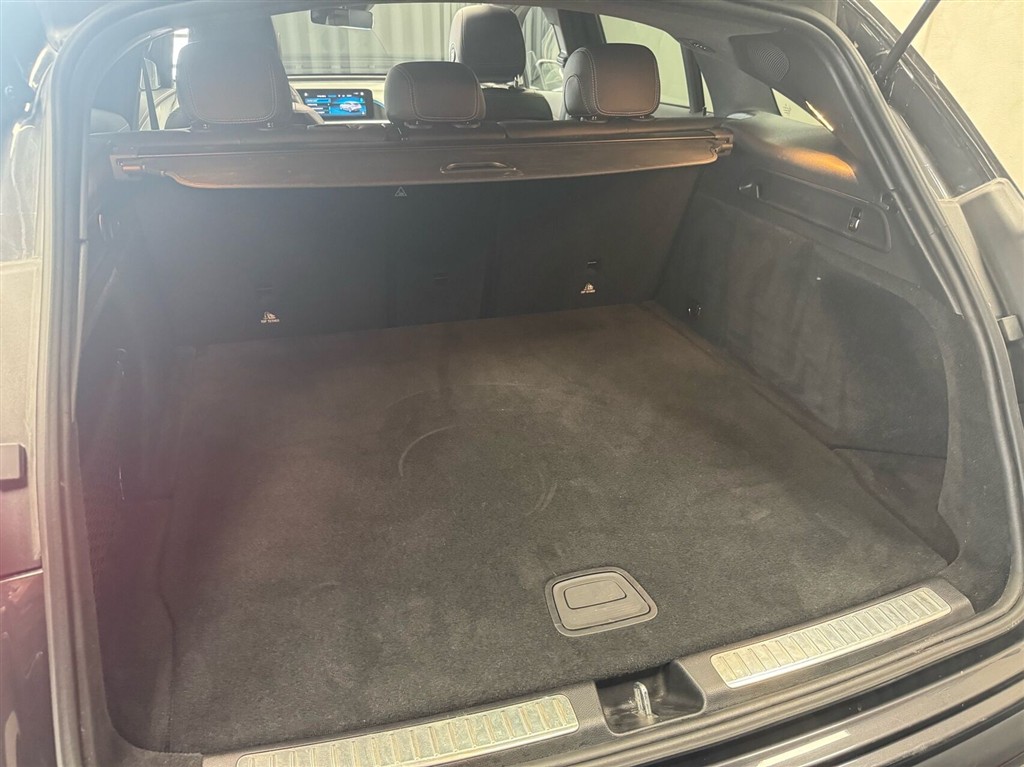 Mercedes-Benz EQC 400 EL 4Matic 408HK 5d Aut. - Image 8
