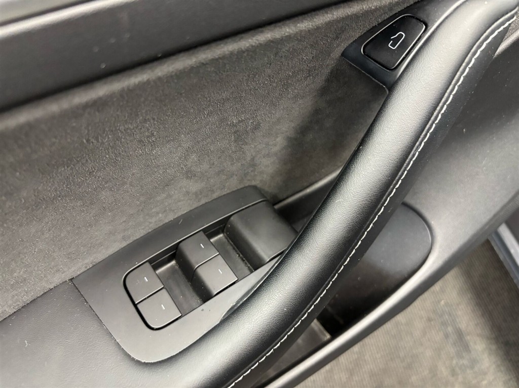Tesla Model 3 EL 283HK Aut. - Image 11