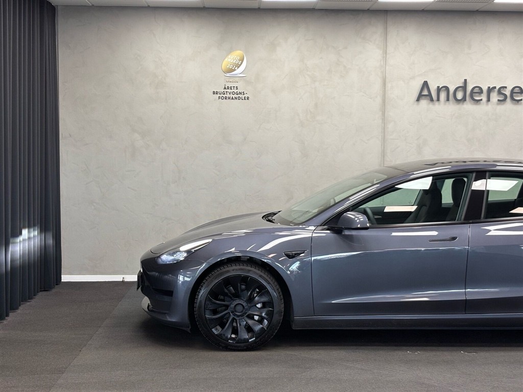 Tesla Model 3 EL 283HK Aut. - Image 4