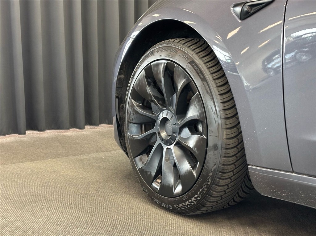 Tesla Model 3 EL 283HK Aut. - Image 5