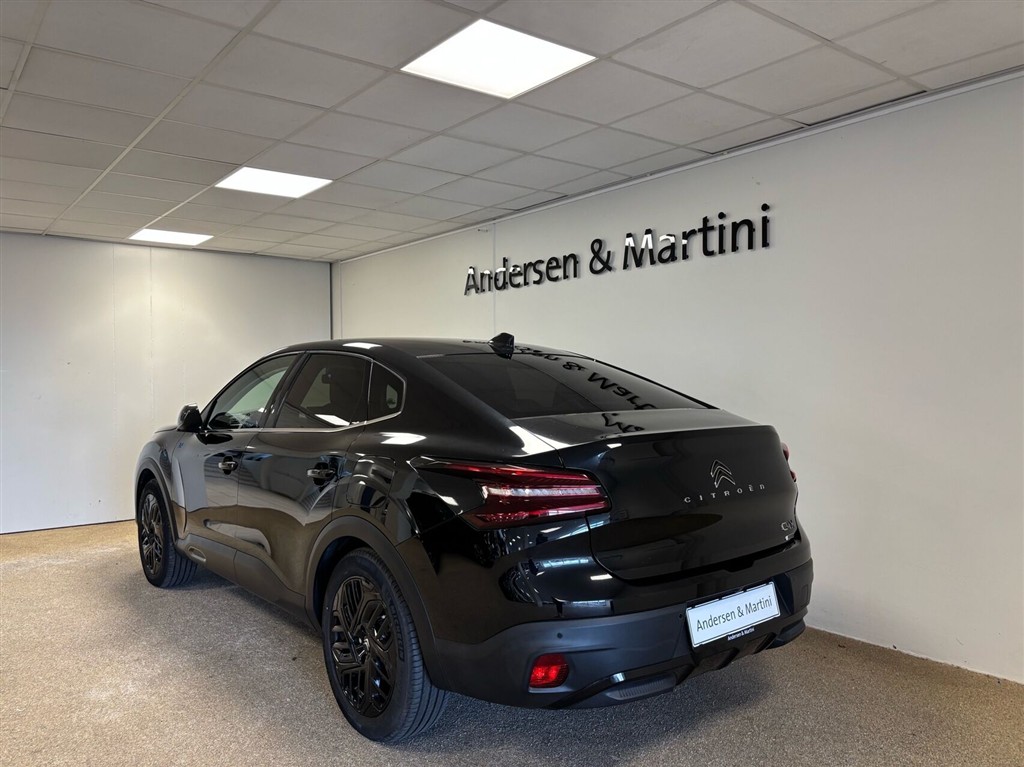 Citroën e-C4 X EL E-SERIES 156HK 5d Aut. - Image 3