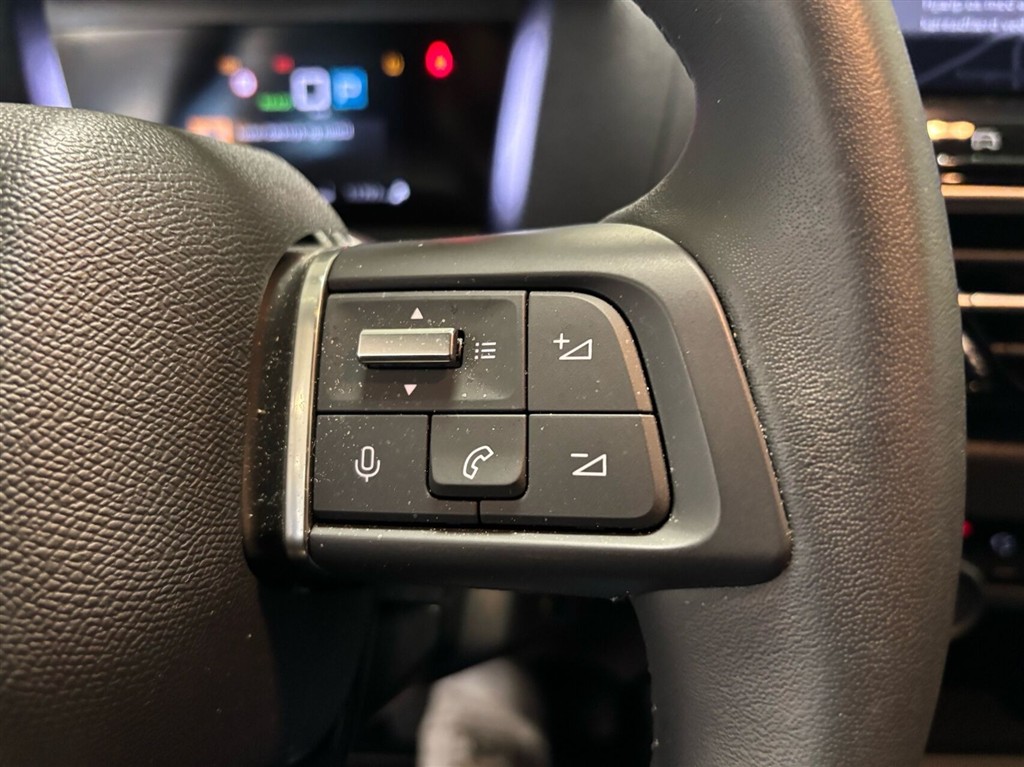 Citroën e-C4 X EL E-SERIES 156HK 5d Aut. - Image 10