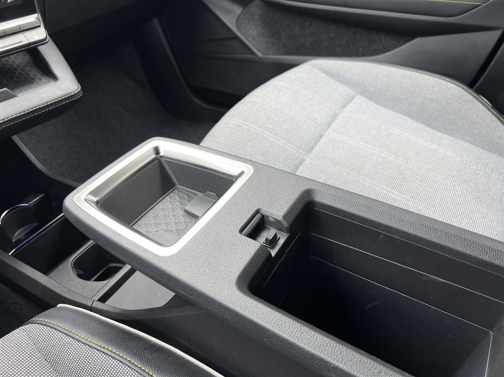 Renault Mégane 60 kWh E-TECH Techno 220HK 5d Aut. - Image 21