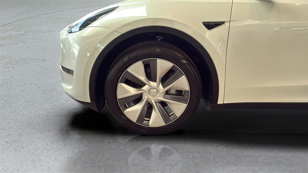 Tesla Model Y EL Long Range AWD 514HK 5d Aut. - Image 16