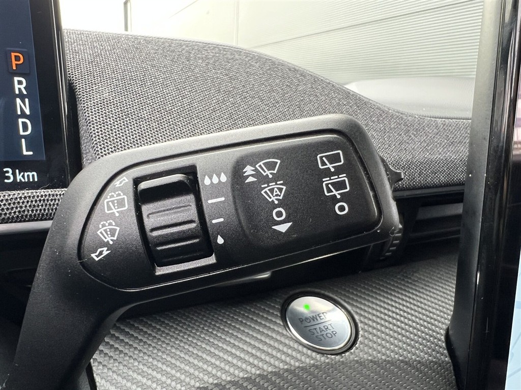 Ford Mustang Mach-E 91 kWh Extended Range AWD Premium 351HK 5d Aut. - Image 21