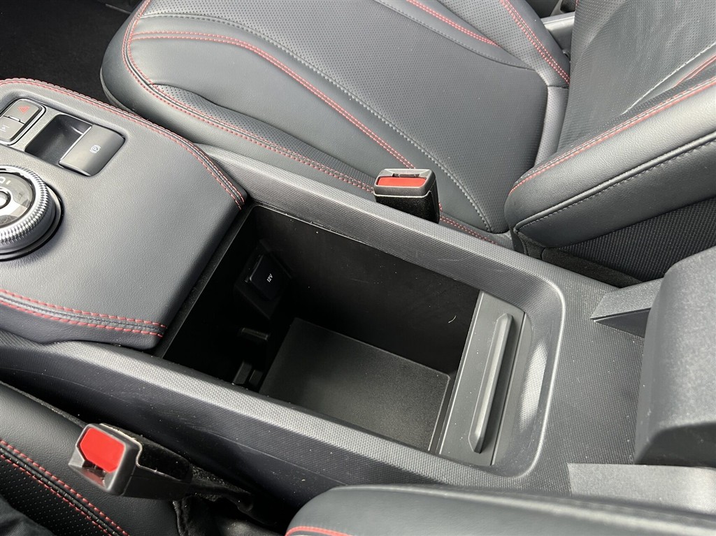 Ford Mustang Mach-E 91 kWh Extended Range AWD Premium 351HK 5d Aut. - Image 24