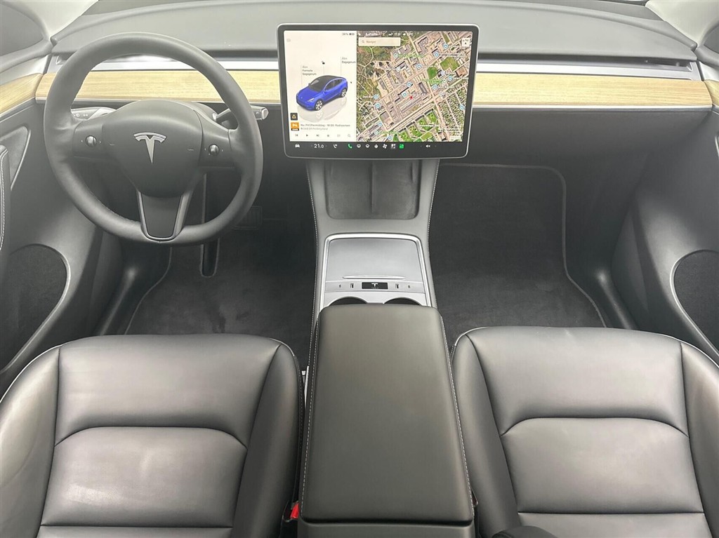 Tesla Model Y EL RWD 299HK 5d Aut. - Image 4