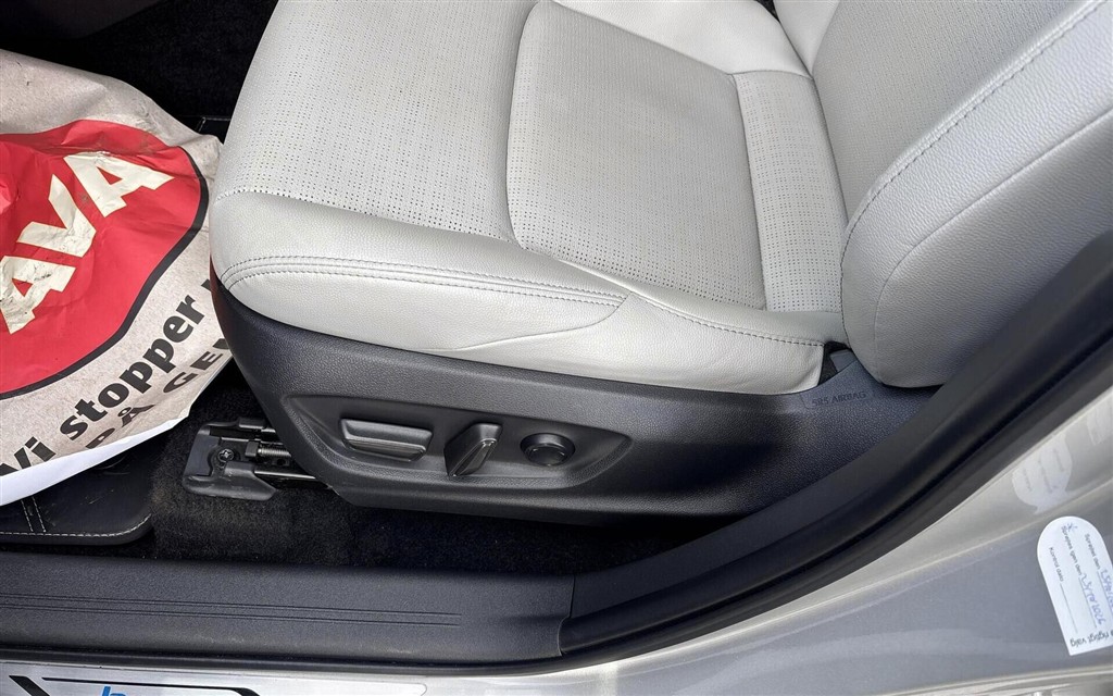 Toyota bZ4X EL Executive Premium 204HK 5d Aut. - Image 20