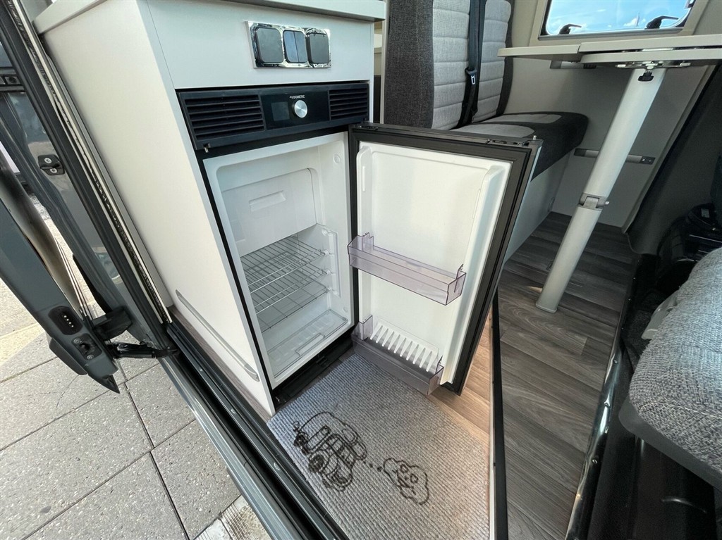 Ahorn Van 550 2,3 D 136HK 3d 6g - Image 16