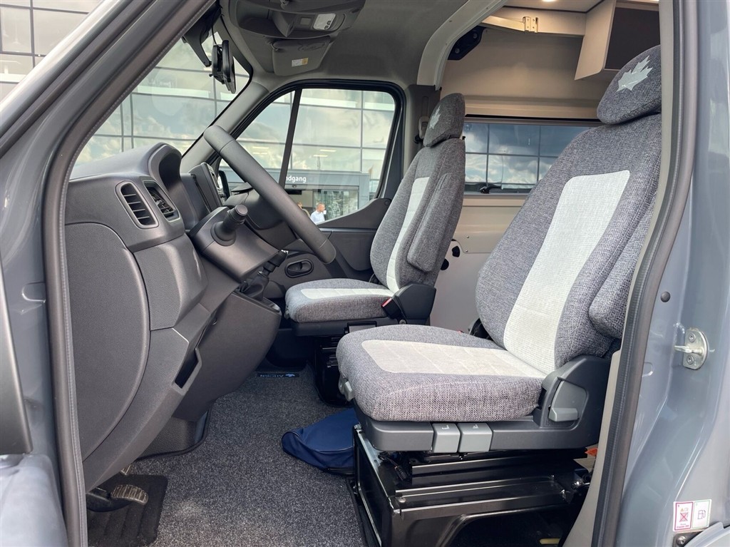 Ahorn Van 550 2,3 D 136HK 3d 6g - Image 5