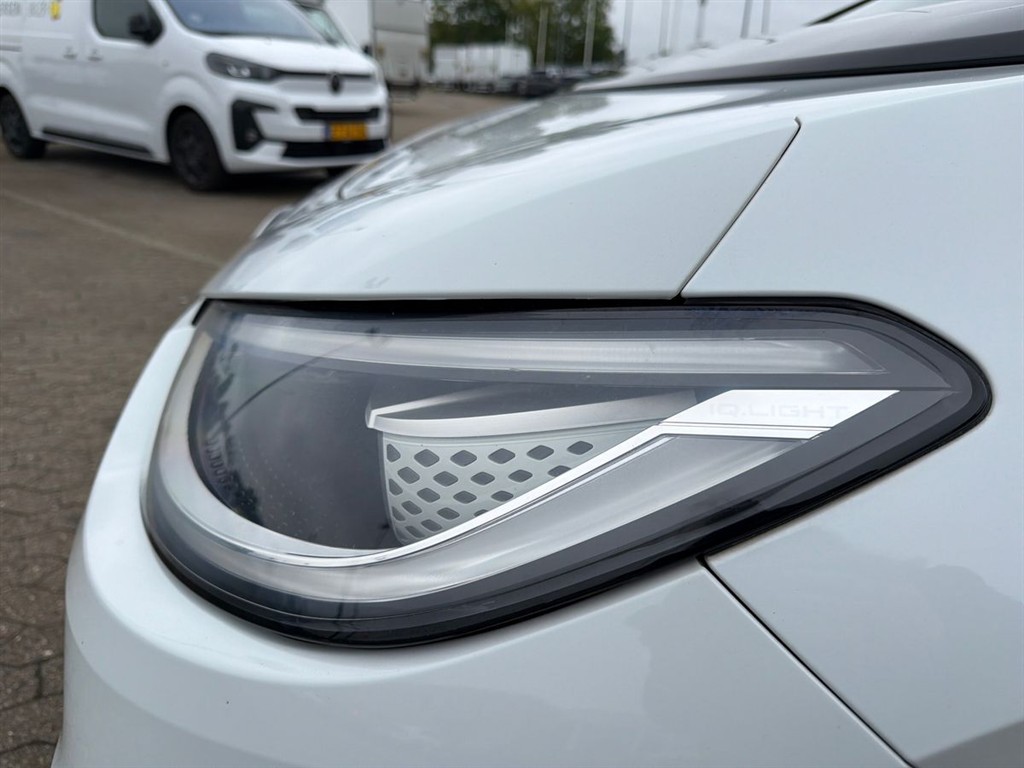 VW ID.3 EL Pro Performance 204HK 5d Aut. - Image 22