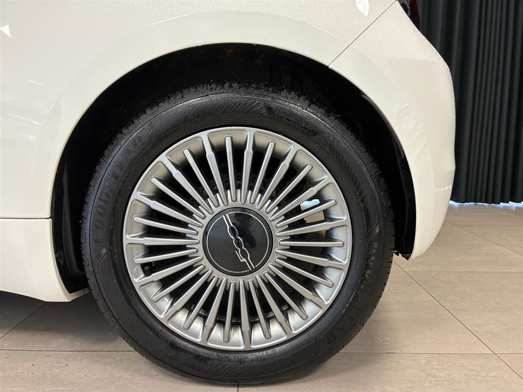Fiat 500e EL Icon 118HK 3d Aut. - Image 4